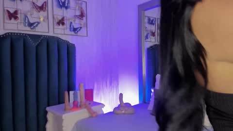 Samara Warren online show from January 17, 2026, 11:37 am