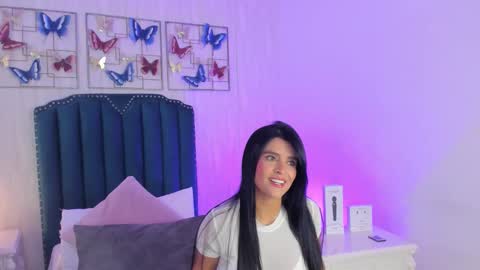 Samara Warren online show from February 11, 2026, 11:26 am