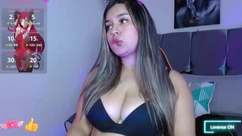 Snapshot of samara_wish chatting on October 21, 2025, 1:34 pm samara_wish online show from October 21, 2025, 1:34 pm