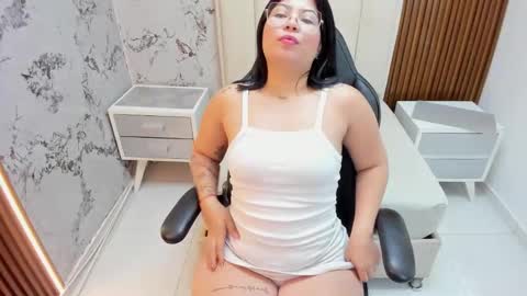 samaralee3 online show from February 16, 2026, 12:34 pm