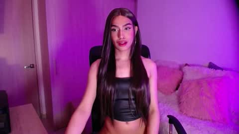 Snapshot of samarasilex chatting on September 23, 2025, 2:25 am Samara Silex online show from September 23, 2025, 2:25 am