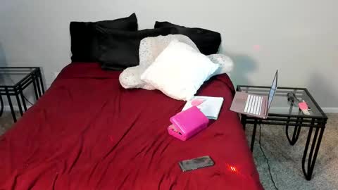 Yaya online show from February 23, 2025, 8:22 pm