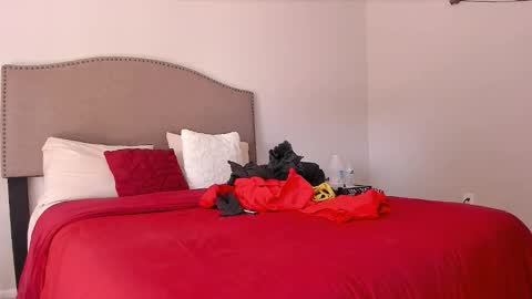 Yaya online show from February 28, 2026, 7:26 pm