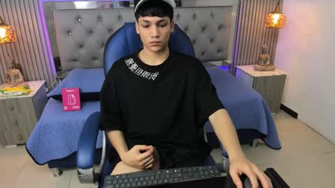 Sam online show from February 19, 2026, 1:18 pm