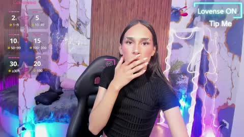 sam online show from May 13, 2026, 2:42 am