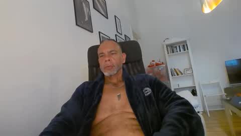 Sam online show from May 10, 2026, 9:03 am