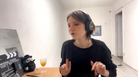 Snapshot of samdenafo chatting on October 30, 2025, 1:01 pm Lana online show from October 30, 2025, 1:01 pm