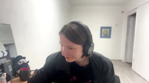 Snapshot of samdenafo chatting on November 5, 2025, 11:32 am Lana online show from November 5, 2025, 11:32 am