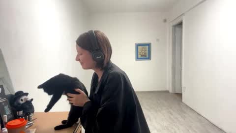 Snapshot of samdenafo chatting on November 7, 2025, 1:22 pm Lana online show from November 7, 2025, 1:22 pm