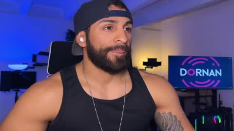 Snapshot of samdornan chatting on December 3, 2024, 4:17 pm Sam Dornan online show from December 3, 2024, 4:17 pm