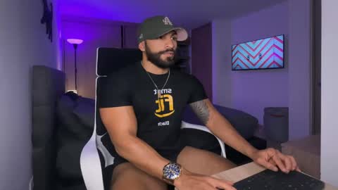 Snapshot of samdornan chatting on January 20, 2025, 12:15 am Sam Dornan online show from January 20, 2025, 12:15 am