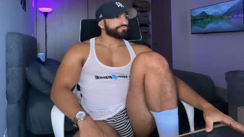 Snapshot of samdornan chatting on January 21, 2025, 2:48 pm Sam Dornan online show from January 21, 2025, 2:48 pm