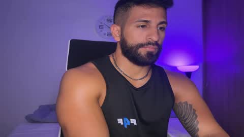 Snapshot of samdornan chatting on February 7, 2025, 12:09 am Sam Dornan online show from February 7, 2025, 12:09 am