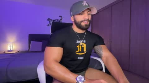 Snapshot of samdornan chatting on February 22, 2025, 11:46 pm Sam Dornan online show from February 22, 2025, 11:46 pm