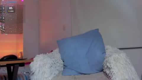 Samantha Santacoloma online show from October 17, 2025, 10:40 am