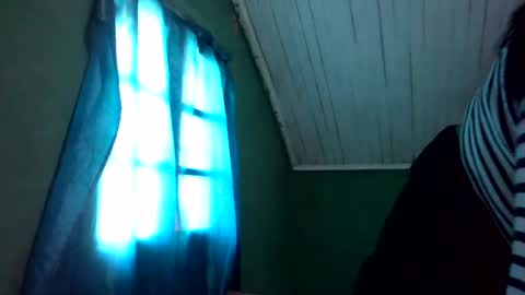 samiah768293 online show from June 12, 2026, 5:28 am