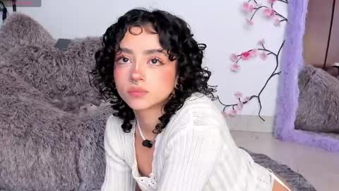 Snapshot of samii_monroe chatting on April 20, 2026, 7:26 pm Sam online show from April 20, 2026, 7:26 pm