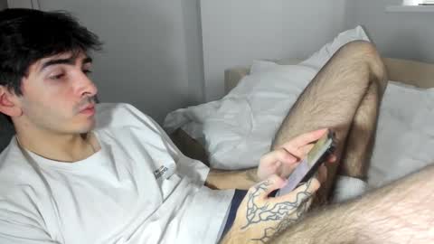 Snapshot of samiliken chatting on January 15, 2026, 10:42 am Sam online show from January 15, 2026, 10:42 am