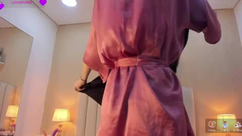 samm_angel online show from June 1, 2026, 3:52 am