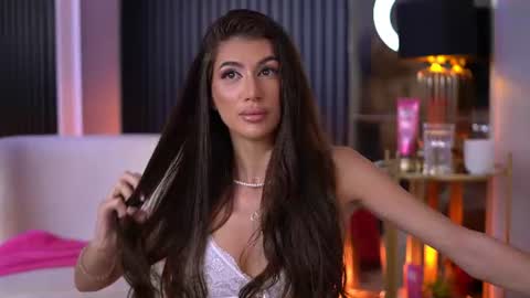Sammi online show from June 16, 2026, 4:15 am