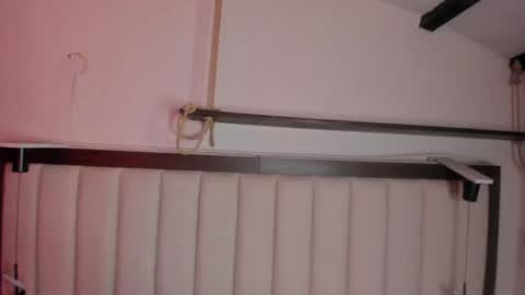 sammy_ela online show from February 3, 2026, 2:53 am