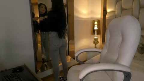 Snapshot of sammy_rios chatting on June 2, 2026, 1:35 pm Sammy online show from June 2, 2026, 1:35 pm