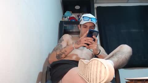 Snapshot of sammytop22 chatting on October 18, 2025, 9:15 pm sammy model independiente online show from October 18, 2025, 9:15 pm