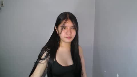 Snapshot of sampaguita_pinayxx chatting on October 6, 2025, 1:08 pm SOFIA online show from October 6, 2025, 1:08 pm