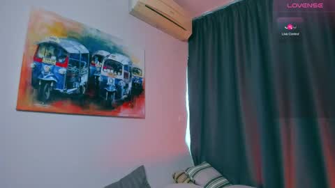 Snapshot of samuel_andrew chatting on February 24, 2025, 5:43 am Samuel online show from February 24, 2025, 5:43 am