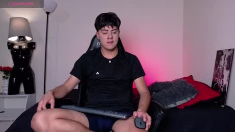 samuel_dark online show from July 15, 2026, 7:19 pm
