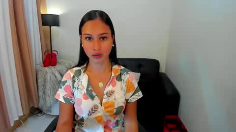 Snapshot of samuelangelo chatting on January 17, 2025, 12:42 am Sam online show from January 17, 2025, 12:42 am