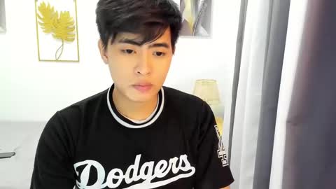 Snapshot of samuelangelo chatting on March 6, 2025, 1:57 pm Sam online show from March 6, 2025, 1:57 pm