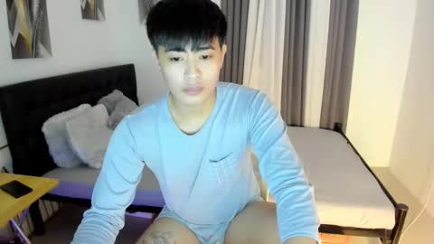 Snapshot of samuelangelo chatting on November 21, 2025, 8:40 pm Sam online show from November 21, 2025, 8:40 pm