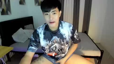 Snapshot of samuelangelo chatting on November 23, 2025, 2:44 am Sam online show from November 23, 2025, 2:44 am