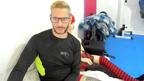 Snapshot of samuraijiu1 chatting on December 13, 2025, 7:53 pm Samuraijiu online show from December 13, 2025, 7:53 pm