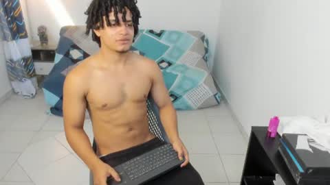 samxx_muscle online show from July 16, 2026, 3:07 pm