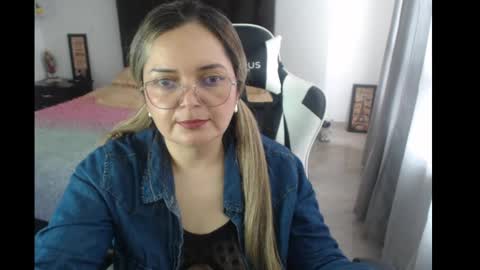 Snapshot of samy_vsn chatting on February 23, 2025, 4:57 pm samy_vsn online show from February 23, 2025, 4:57 pm