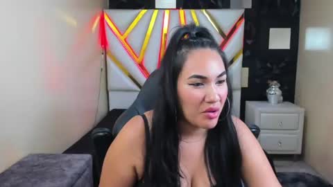 SamyEvanns online show from June 25, 2026, 1:16 am