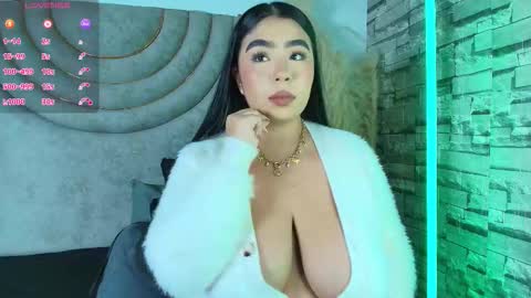 SAMY GREY... online show from February 19, 2026, 3:24 am