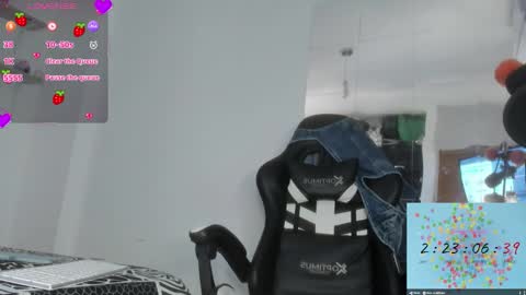 Snapshot of samykiss chatting on November 5, 2025, 1:22 pm SamyHolbrook online show from November 5, 2025, 1:22 pm