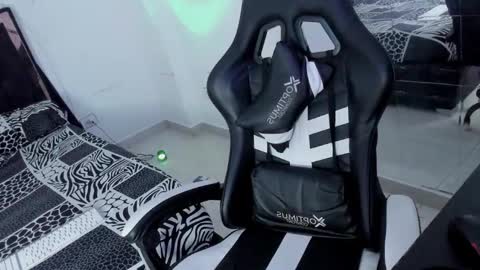 SamyHolbrook online show from March 14, 2026, 1:38 pm