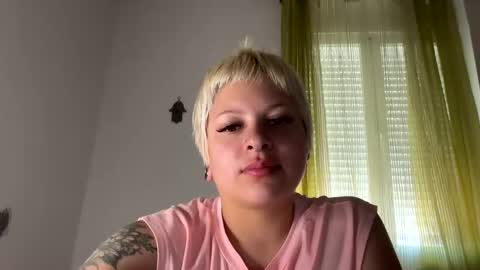 Snapshot of samymoon3 chatting on April 3, 2026, 8:12 am Samymoon online show from April 3, 2026, 8:12 am