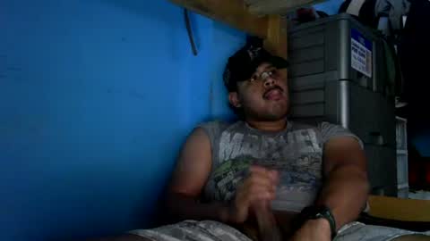 Snapshot of sandalo123 chatting on July 11, 2026, 3:04 pm sandalo123 online show from July 11, 2026, 3:04 pm