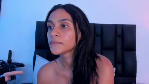 MilaSander online show from January 20, 2025, 11:32 pm