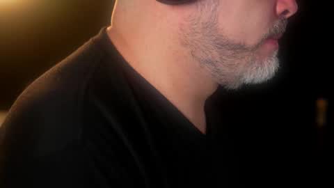 Snapshot of sanders_white chatting on September 16, 2025, 3:02 pm Sanders online show from September 16, 2025, 3:02 pm