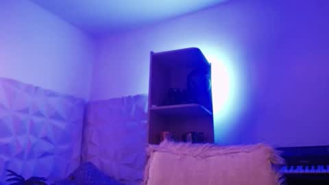 Snapshot of sanders_white chatting on November 2, 2025, 11:18 pm Sanders online show from November 2, 2025, 11:18 pm