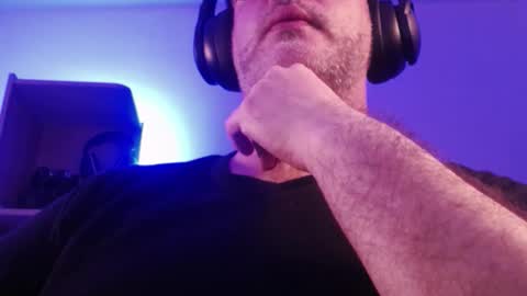 Snapshot of sanders_white chatting on November 6, 2025, 1:28 am Sanders online show from November 6, 2025, 1:28 am