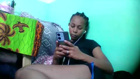 sandra1253099 online show from November 22, 2025, 6:40 pm