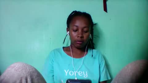 sandra1253099 online show from January 16, 2026, 8:29 am