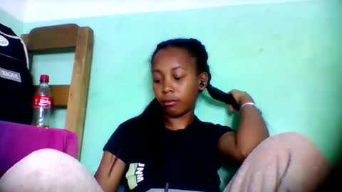 sandra1253099 online show from June 1, 2026, 6:20 pm